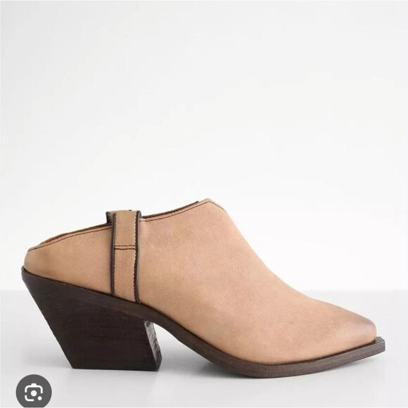 FREE PEOPLE | Marfa Western mules in tan or sand dollar leather Sz 38 - Picture 1 of 7